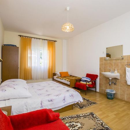 Rooms Padovan Banjol 外观 照片