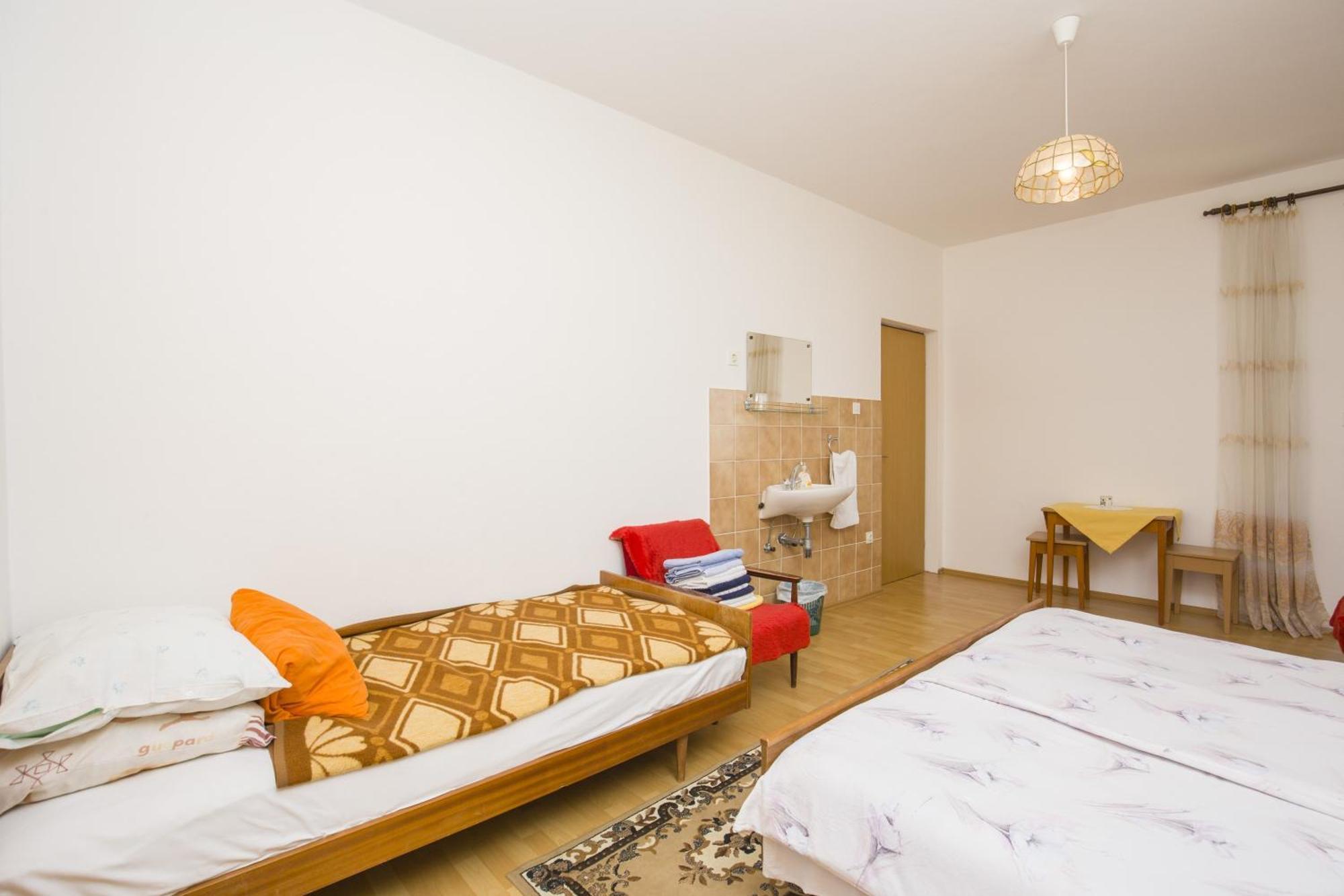 Rooms Padovan Banjol 外观 照片